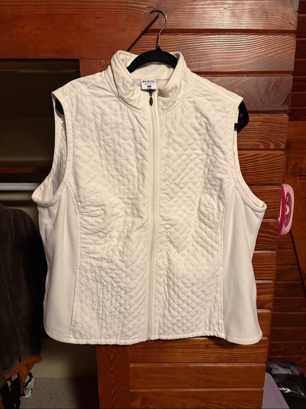 Columbia White Quilted Women’s Vest with Full Zip